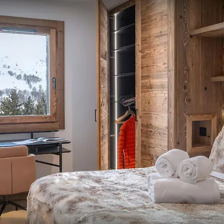 Chalet Celestia - Ovo Network *